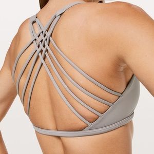 NWT lululemon free to be wild bra